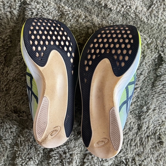 ASICS Metaspeed Sky+ - Picture 3 of 4